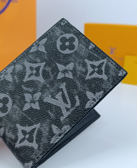 LV Men's Wallet Black 65