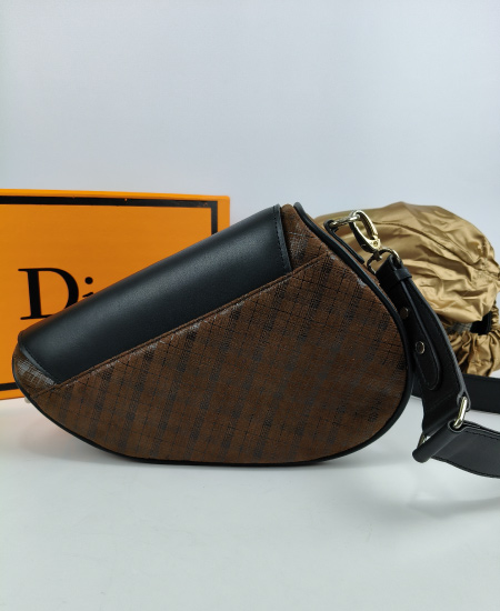 1.3 DIOR Saddle Brown Leather Handbag - Image 7