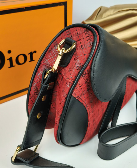 1.3 DIOR Saddle Red Leather Handbag - Image 7