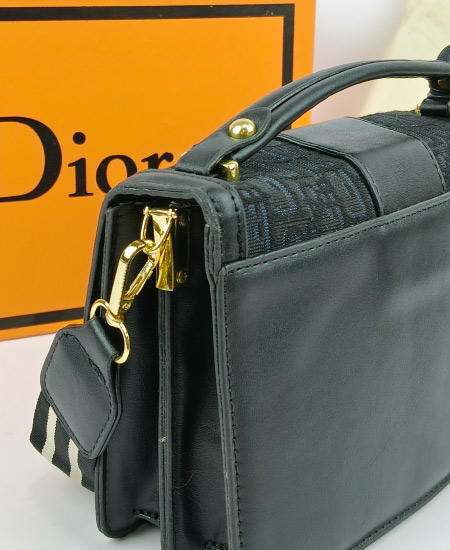 C DIOR Black Handbag - Image 6
