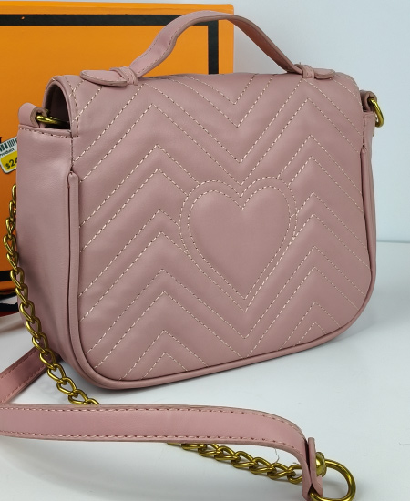Gucci Handbag Pink Heart - Image 5