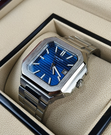 PATEK PHILIPPE Cubitus Blue (Reference 5821-1A-001) - Image 3