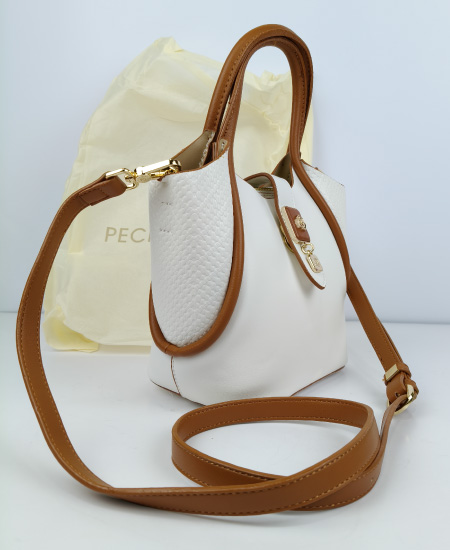 Pecker and Dige White Handbag - Image 3