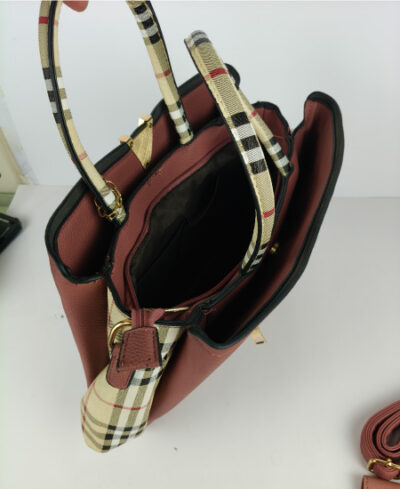 Burberry Ladies Coffee Pink Handbag - Image 4