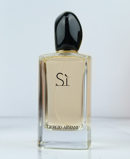Giorgio Armani Perfume - Image 2