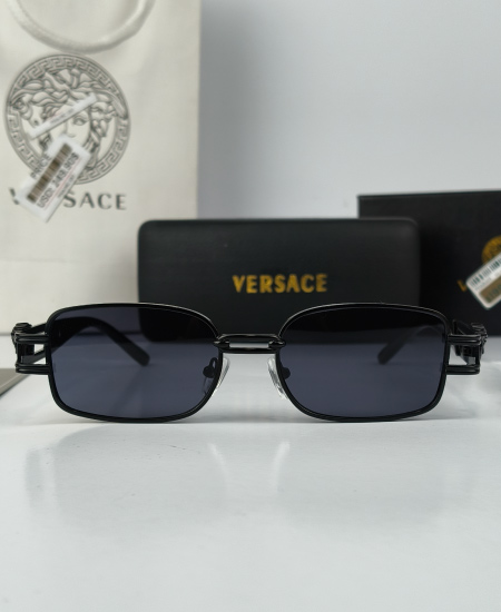 Versace Black Rectangular Sunglasses VR033 - Image 3