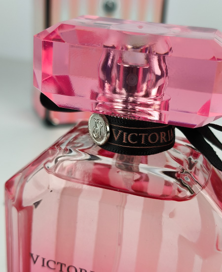 Victoria's Secret Bombshell Perfume - Image 3