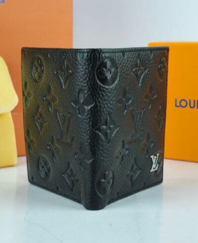 LV Men's Leather Wallet Black 220 - Image 3