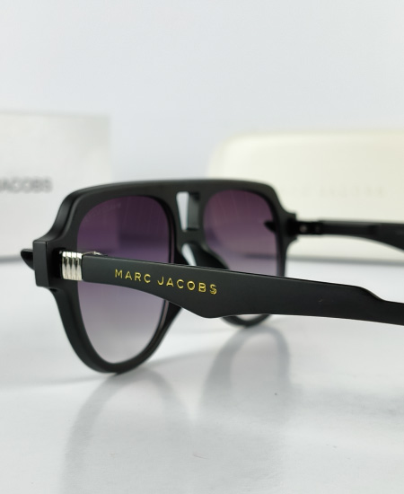 Marc Jacobs Aviator Sunglasses Black - Image 4