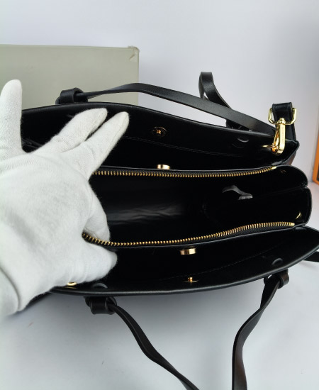 Charles and Keith Luxury Handbags - Image 4