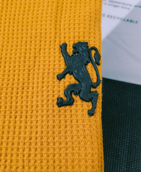 Giordano Mustard Sweatshirt 3D Logo - Image 3