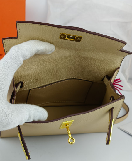 Hermes Mini Kelly Handbags Beige - Image 7