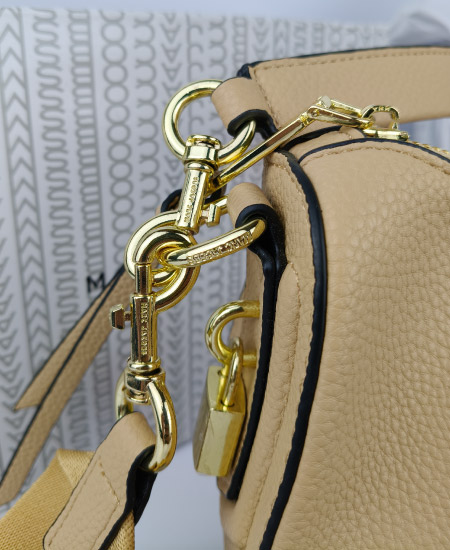 Marc Jacobs Skin Handbags - Image 6