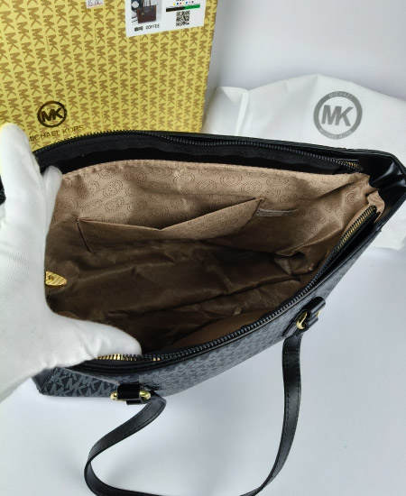 Michael Kors Black Tote Handbags - Image 6