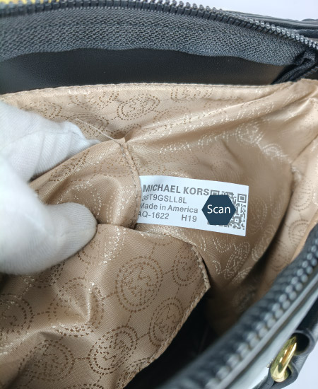 Michael Kors Black Tote Handbags - Image 7