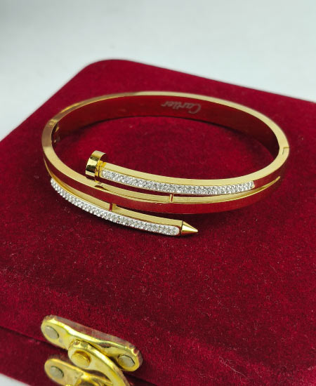 Cartier Crystal Nail Bracelet and Bangles Jewelry - Image 3