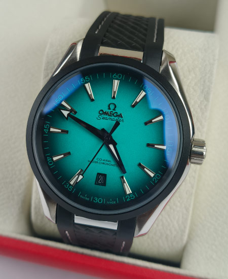 Omega Seamaster Aqua Terra 150M 220.32.38.20.03.001 Watch - Image 6