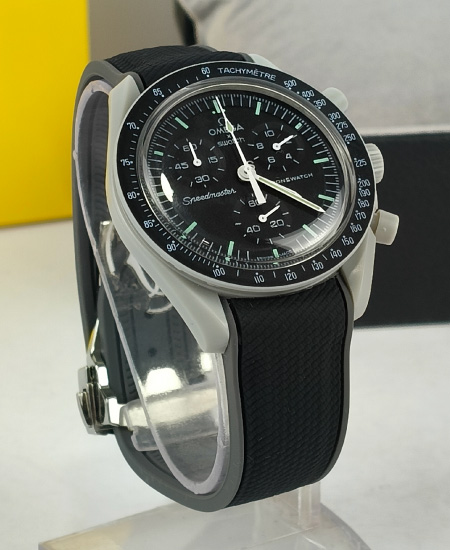 Omega Speed master Ultra Light MISSION TO THE MOON Rubber Stap Watch