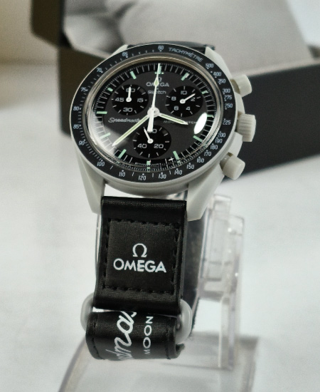 Omega Speed master Ultra Light MISSION TO THE MOON Velcro strap Watch