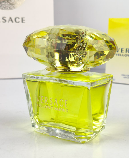 Versace Yellow Diamond Perfume - Image 3